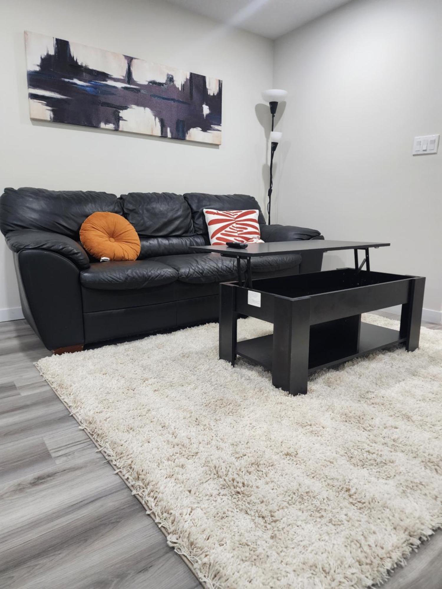 カルガリーTrendy 2-Bed Oasis Awaits!アパートメント エクステリア 写真